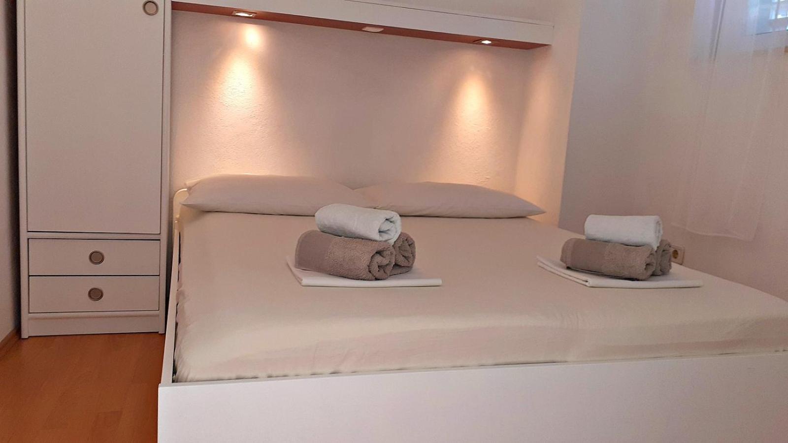 Apartments Villa Bonaca Baška Voda Pokoj fotografie